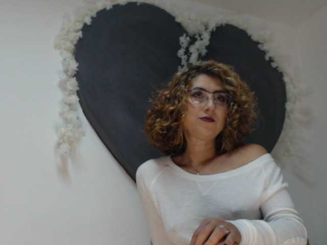 teasexpert4444 live cam on BongaCams