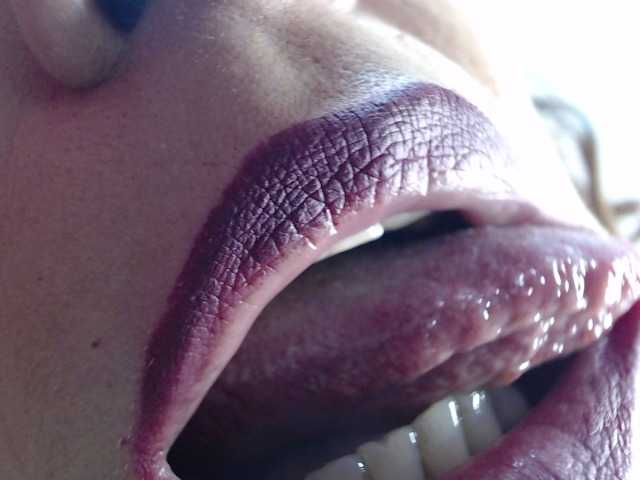 teasexpert4444 live cam on BongaCams