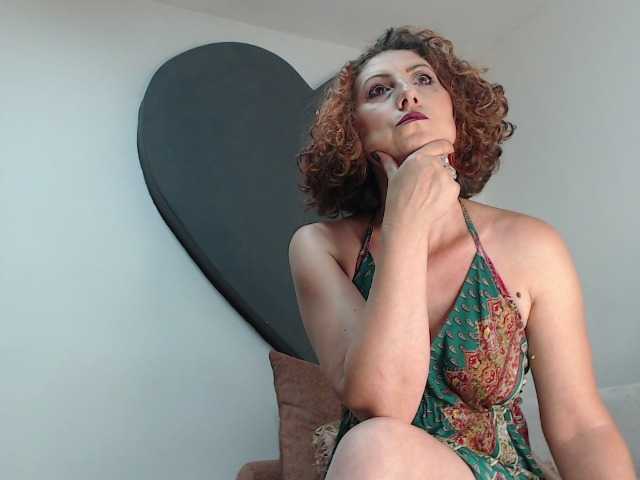 teasexpert4444 live cam on BongaCams