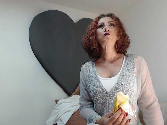 teasexpert4444 live cam on BongaCams