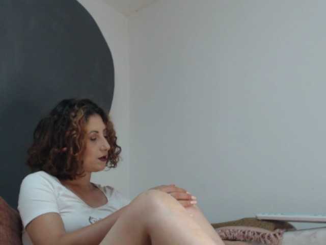teasexpert4444 live cam on BongaCams