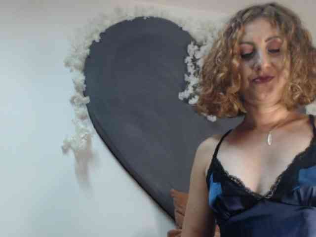 teasexpert4444 Live Webcam on BongaCams