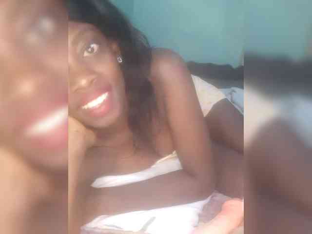 Debbierr webcam