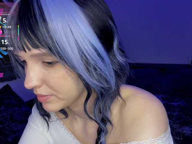 HeyNanno live cam on BongaCams