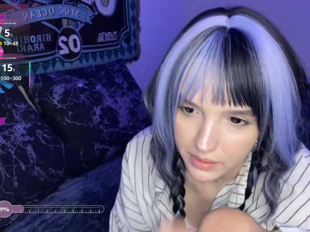HeyNanno live cam on BongaCams