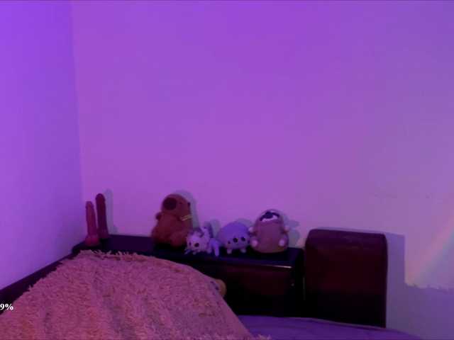 HeyNanno live cam on BongaCams