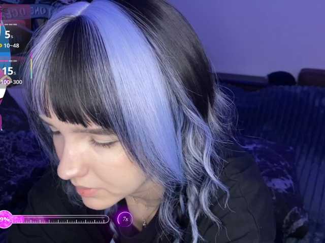 HeyNanno live cam on BongaCams