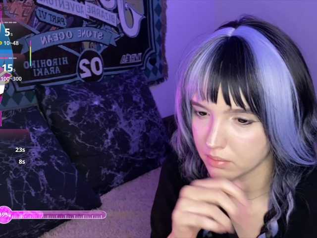 HeyNanno live cam on BongaCams