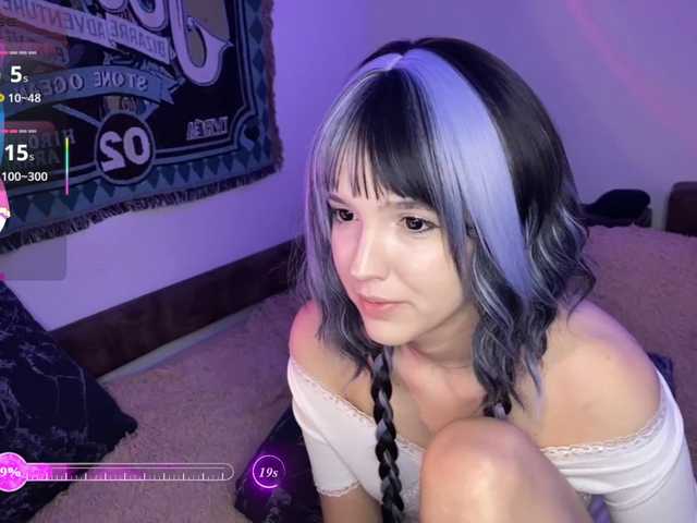 HeyNanno live cam on BongaCams