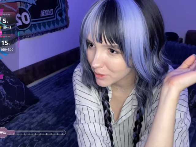 HeyNanno live cam on BongaCams