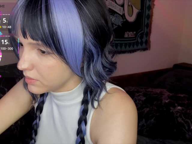HeyNanno live cam on BongaCams