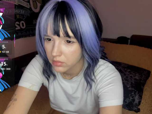 HeyNanno live cam on BongaCams