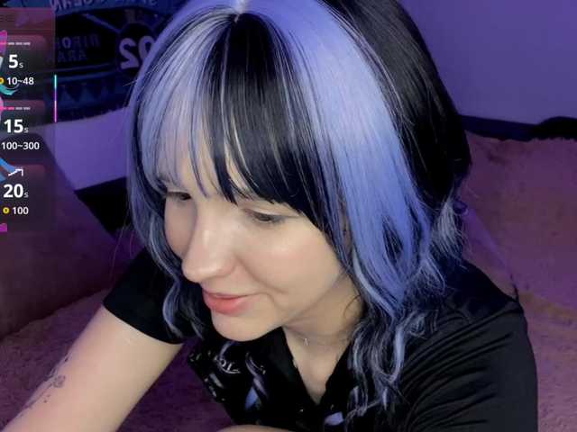 HeyNanno live cam on BongaCams