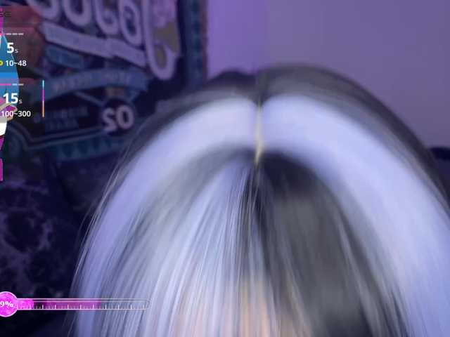 HeyNanno live webcam show