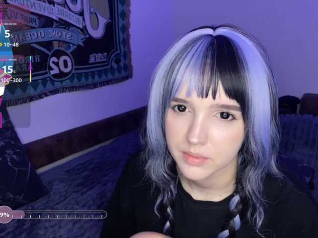 HeyNanno live cam on BongaCams