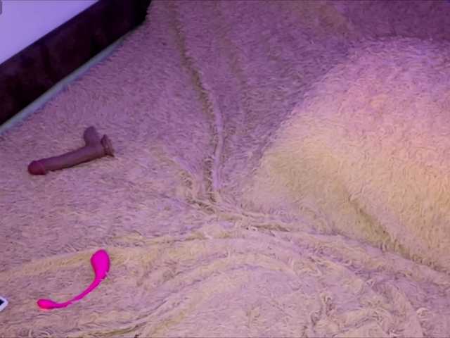HeyNanno live cam on BongaCams