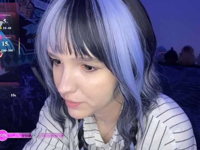 HeyNanno live cam on BongaCams