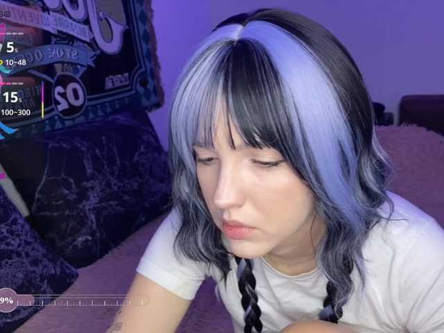 HeyNanno live cam on BongaCams