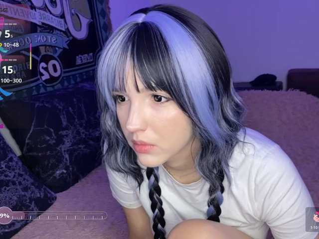HeyNanno live cam on BongaCams