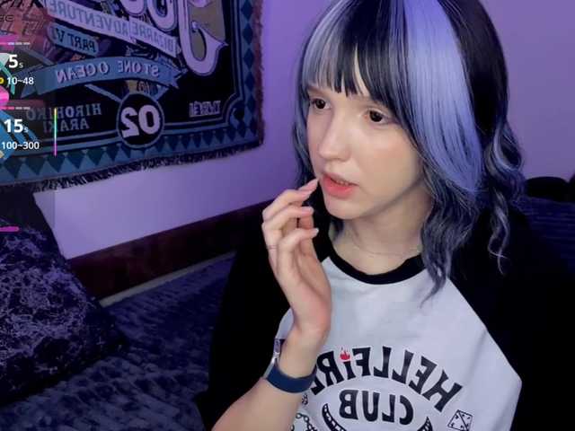 HeyNanno live cam on BongaCams
