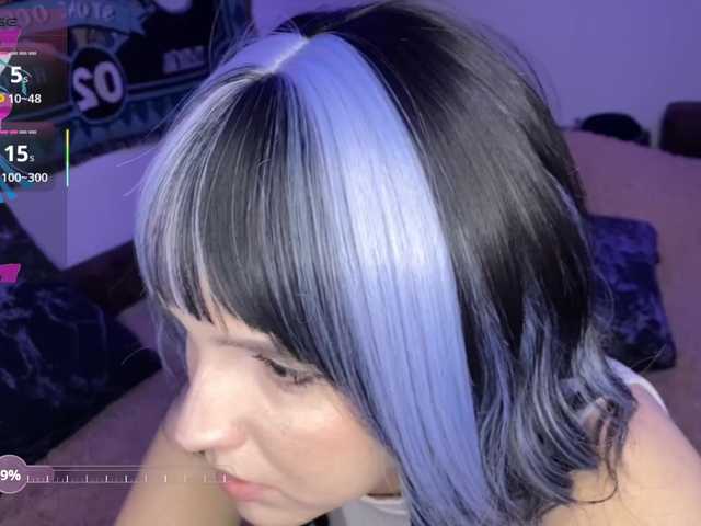 HeyNanno live cam on BongaCams