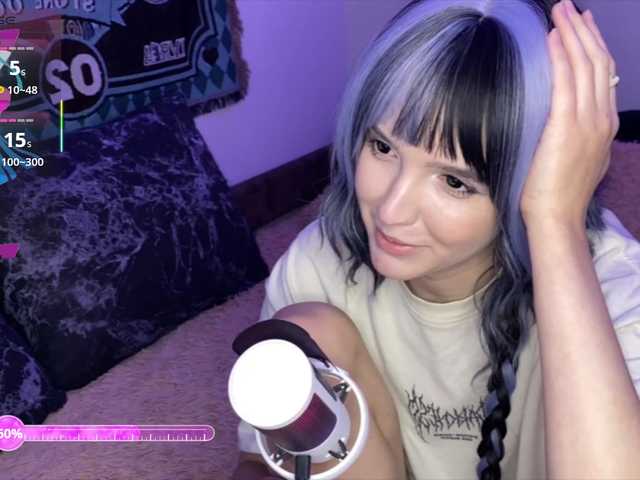 HeyNanno live cam on BongaCams