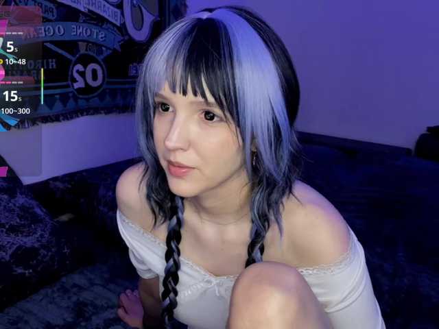 HeyNanno live cam on BongaCams