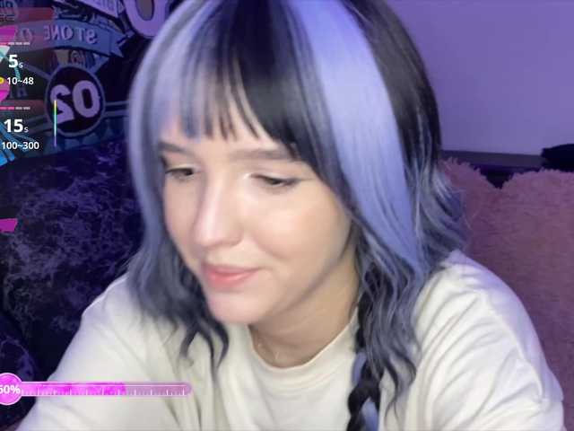HeyNanno live cam on BongaCams