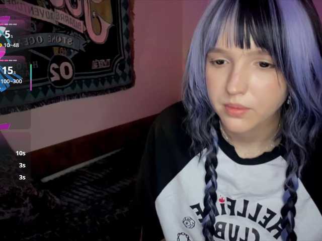 HeyNanno live cam on BongaCams