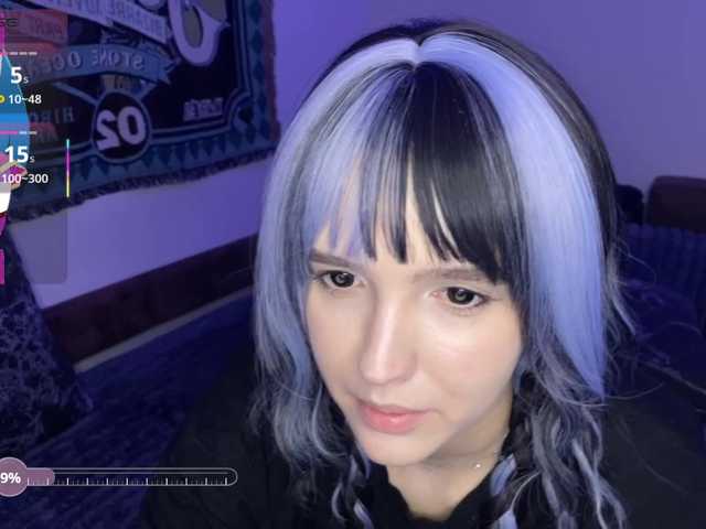 HeyNanno live cam on BongaCams