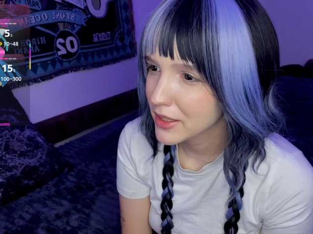 HeyNanno live cam on BongaCams