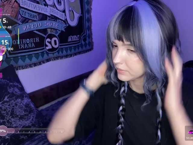HeyNanno live cam on BongaCams