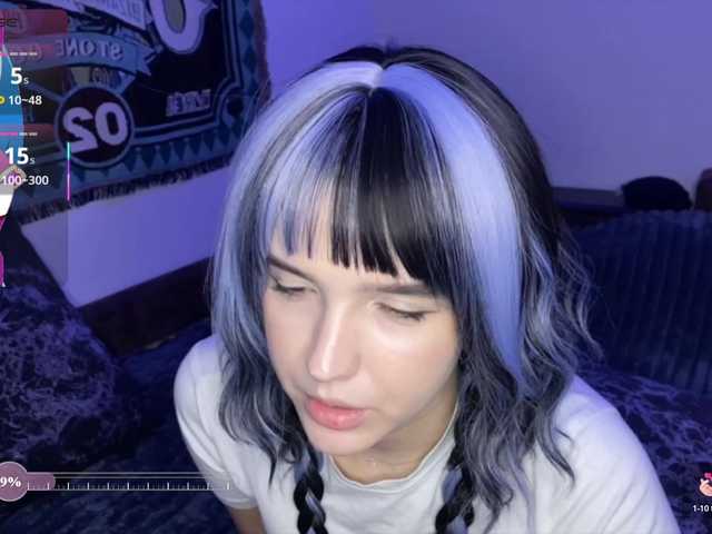 HeyNanno live cam on BongaCams