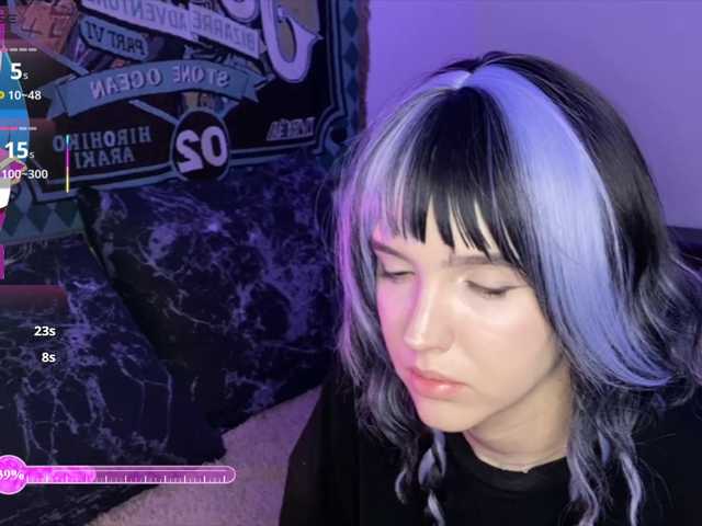 HeyNanno live cam on BongaCams