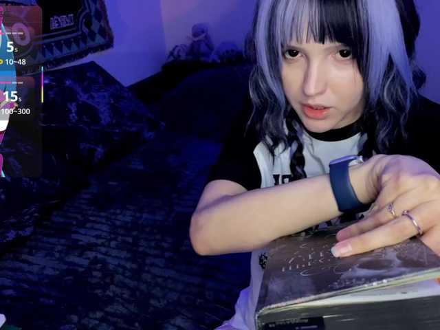HeyNanno live cam on BongaCams