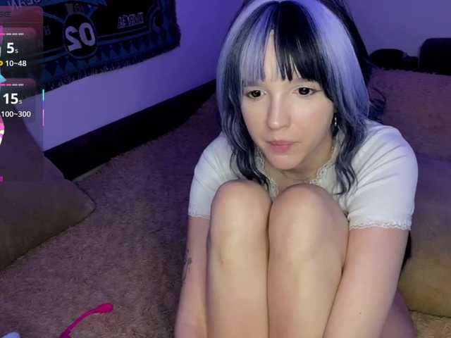 HeyNanno live cam on BongaCams