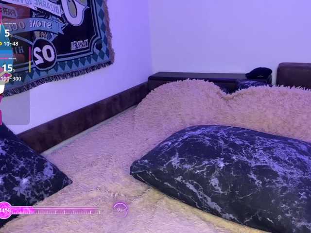 HeyNanno live cam on BongaCams