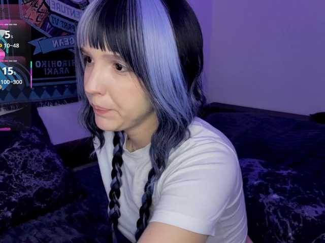 HeyNanno live cam on BongaCams