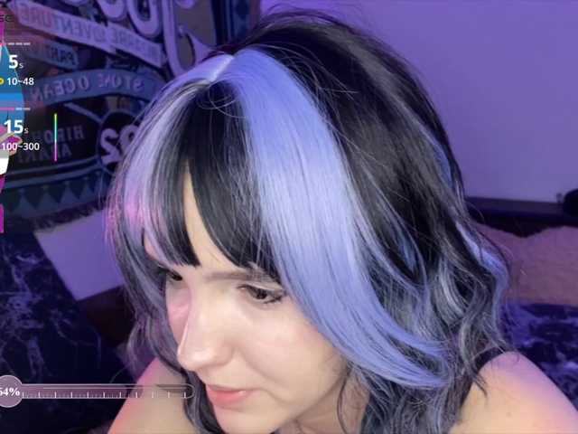 HeyNanno live cam on BongaCams
