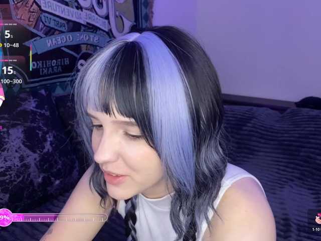 HeyNanno live cam on BongaCams