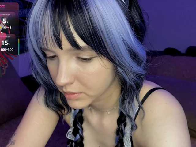 HeyNanno live cam on BongaCams
