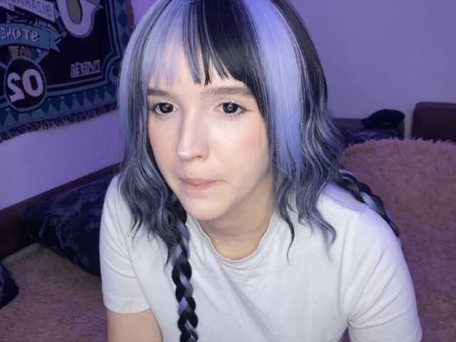 HeyNanno live cam on BongaCams