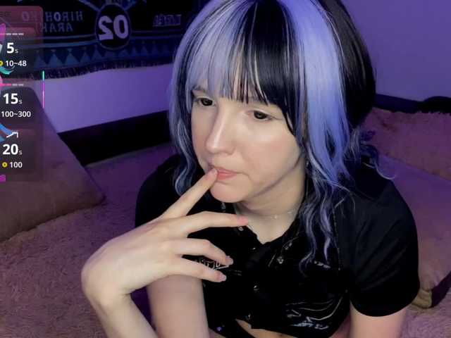 HeyNanno live cam on BongaCams