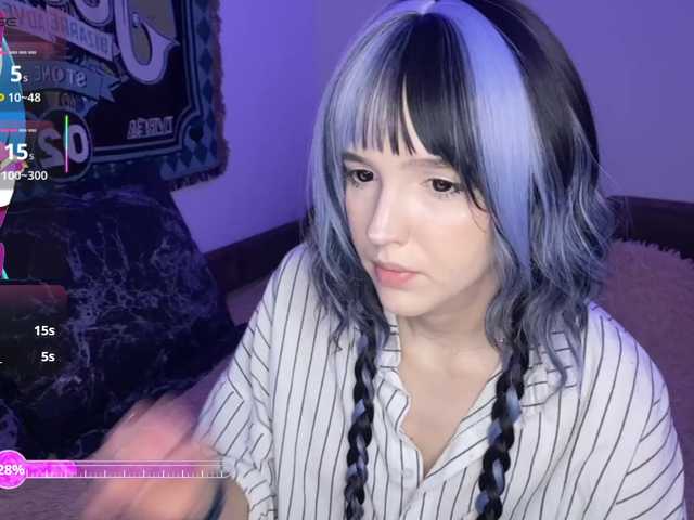 HeyNanno live cam on BongaCams