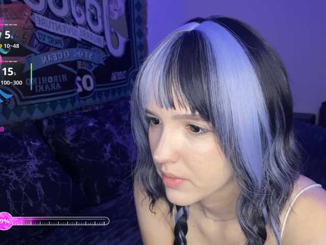 HeyNanno live cam on BongaCams