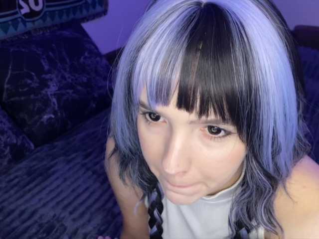 HeyNanno live cam on BongaCams