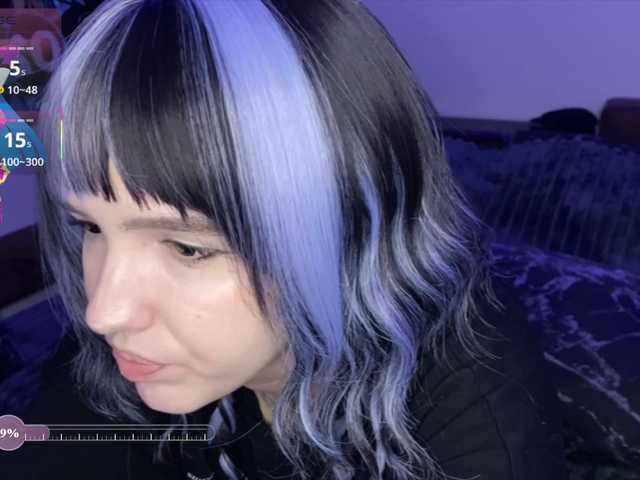 HeyNanno live cam on BongaCams