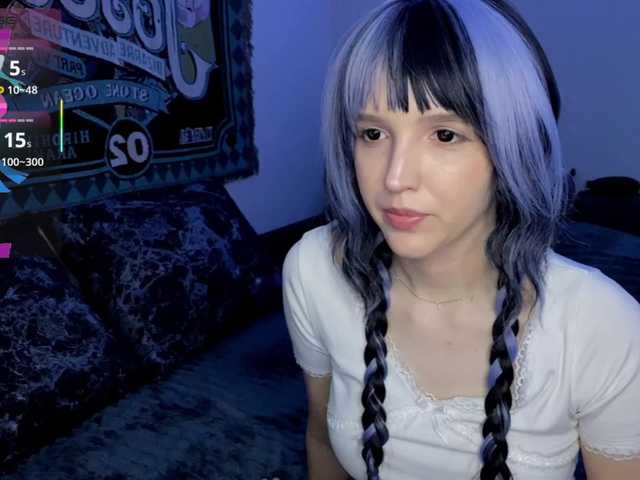 HeyNanno live cam on BongaCams