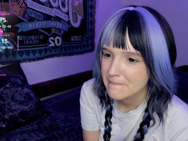 HeyNanno live cam on BongaCams