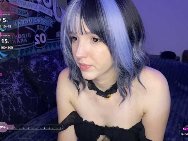 HeyNanno live cam on BongaCams